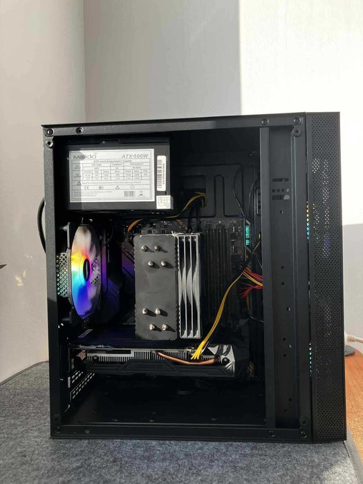 Компютър за Игри i5 8400 GTX 1060/RX 9060 XT 32GB RAM 512 SSD Гаранция