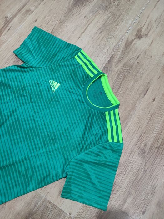 Tricou Adidas mărimea S