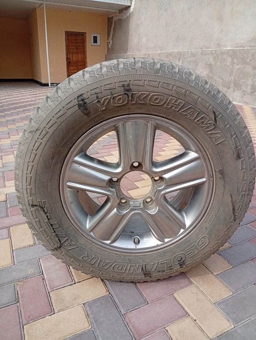Шина б/у 285/60 R18