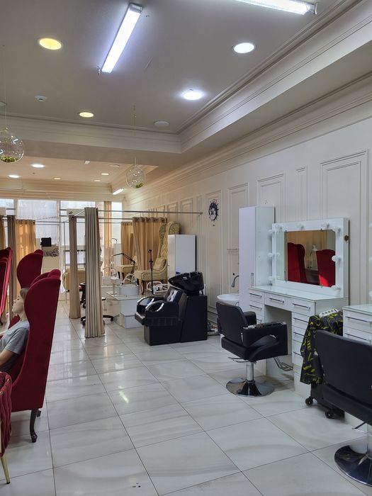 Действующий салон красоты