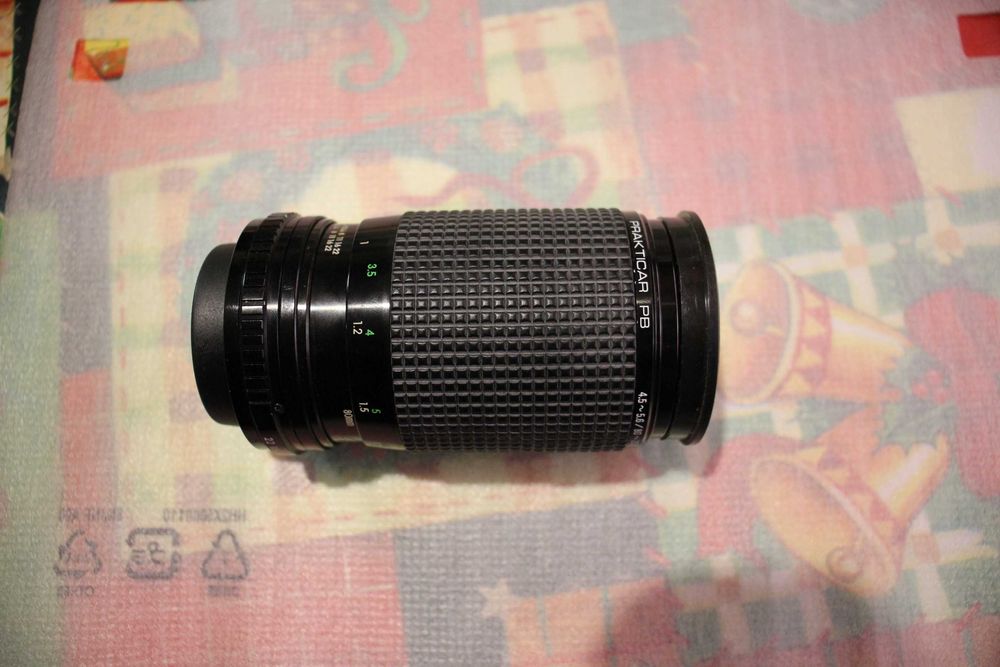 Обектив за Praktica