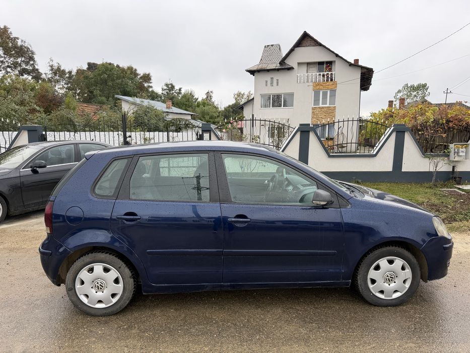 VOLKSWAGEN Polo 2009 — imagine 3