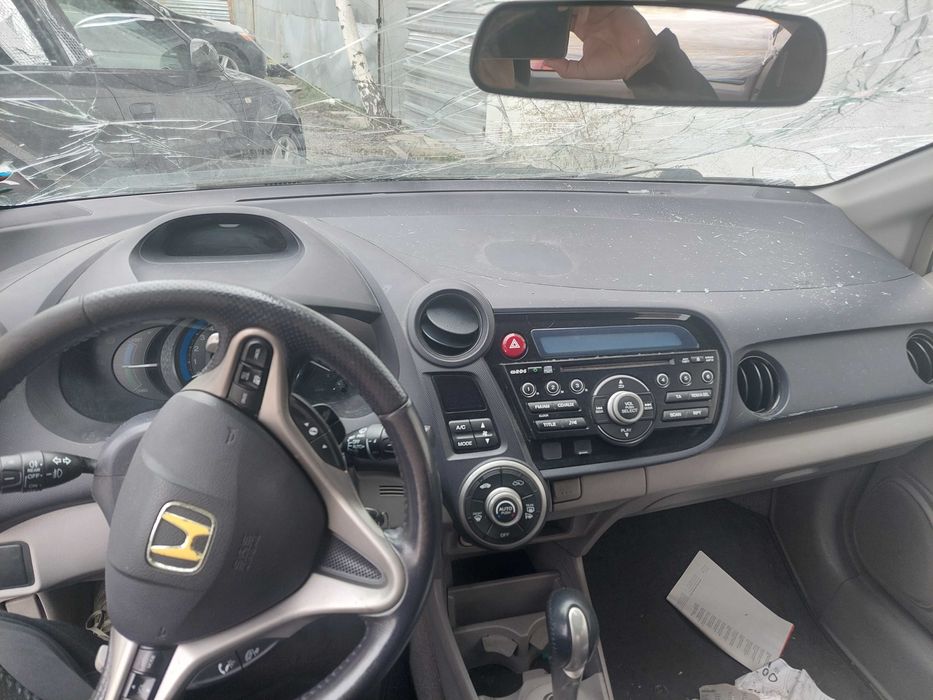 Honda Insight 1.3 i-VTEC, Хонда Инсигхт на части!
Септември 2010