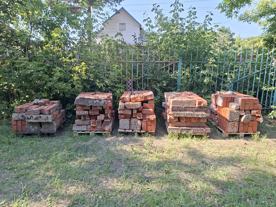 Красный кирпич б/у