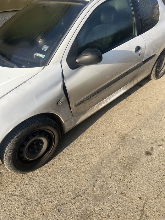 Пежо 206 за части като нова е