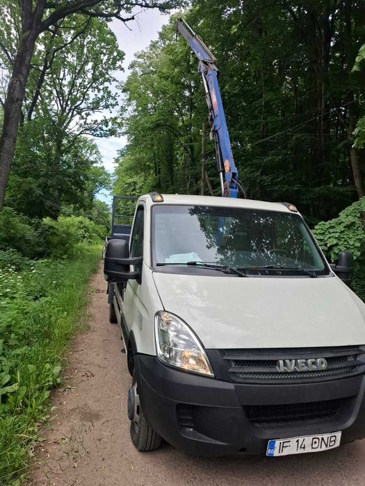 Iveco 50C15 detarat la 3,5 tone cu macara