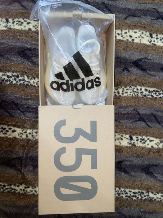 Yeezy Boost 350 v2
