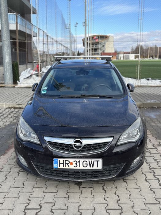 Opel Astra J Sports Tourer