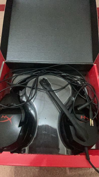 Продам наушники  Hyperx Cloud Stinger