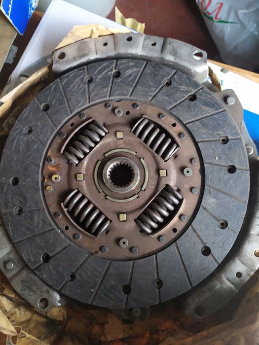 Продам сцепление+фередо в комплекте на Ладу или Ваз.