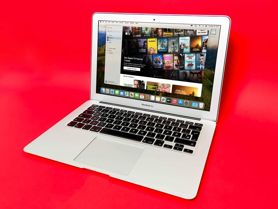 MacBook Air 2015 13 инча, i7, 8GB RAM, 240GB SSD, 84.2% (9 Часа) Батерия Apple Лаптоп Топ Състояние
