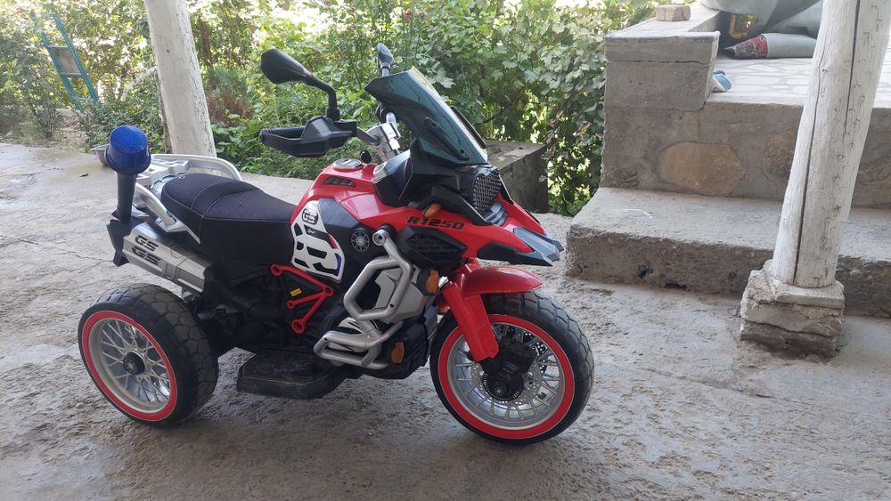 Skuter r1250 xolati a'lo