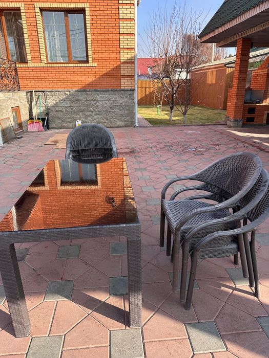 Стол стулья для улицы , сада , дачи .