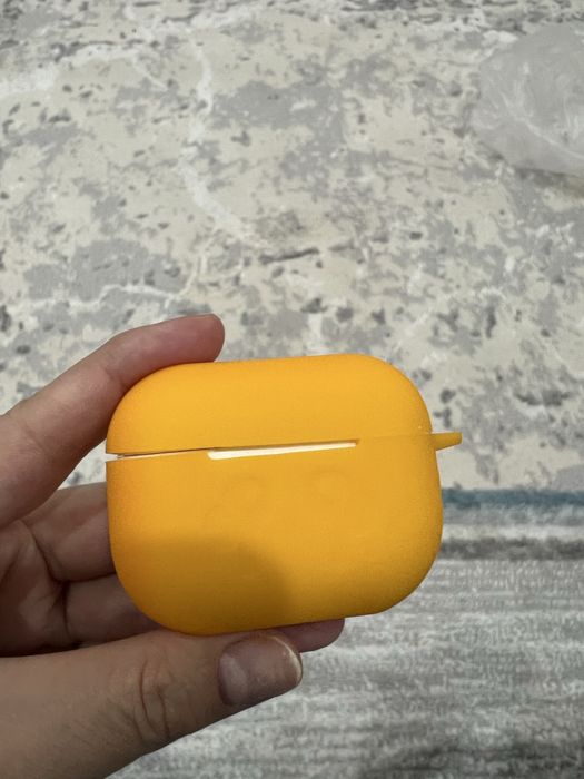 Apple Airpods pro один наушник