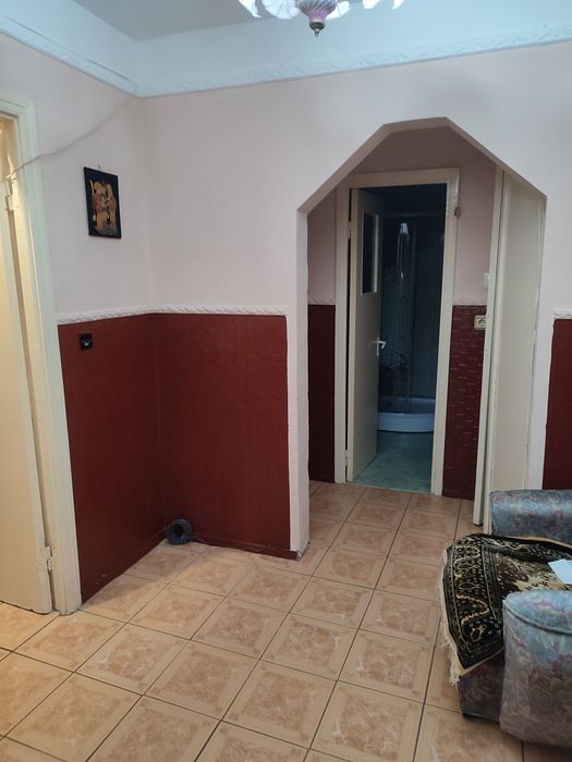 Spre Închiriere apartament zona Bucovina