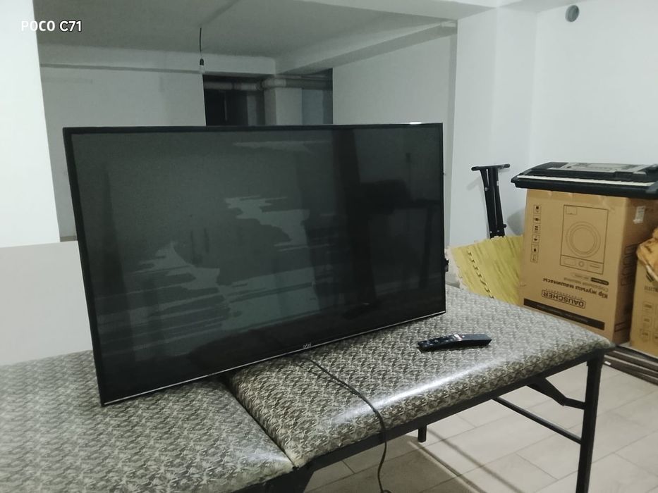 Телевизор сломоный artel на запчасти