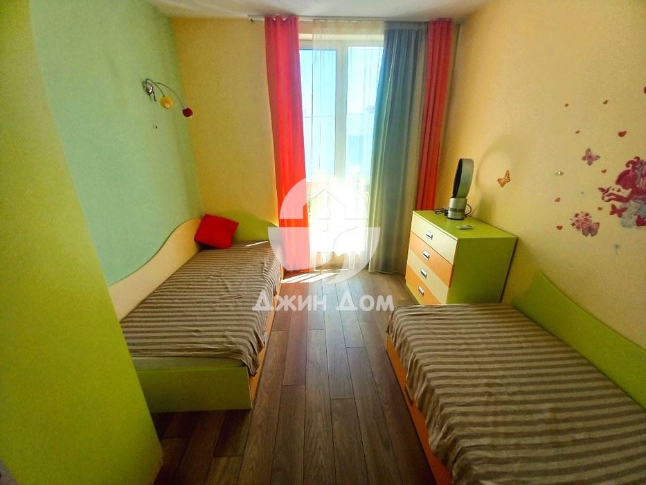 Продава се Къща в Бургас, Сарафово - 220 кв.м за 1300 €/кв.м - Снимка #8