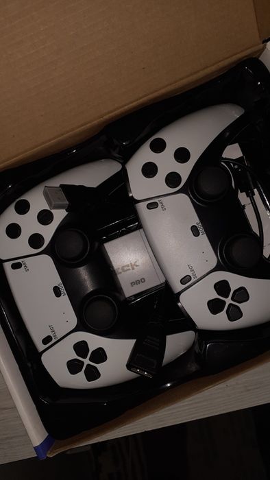 Retro game stick sotiladi!