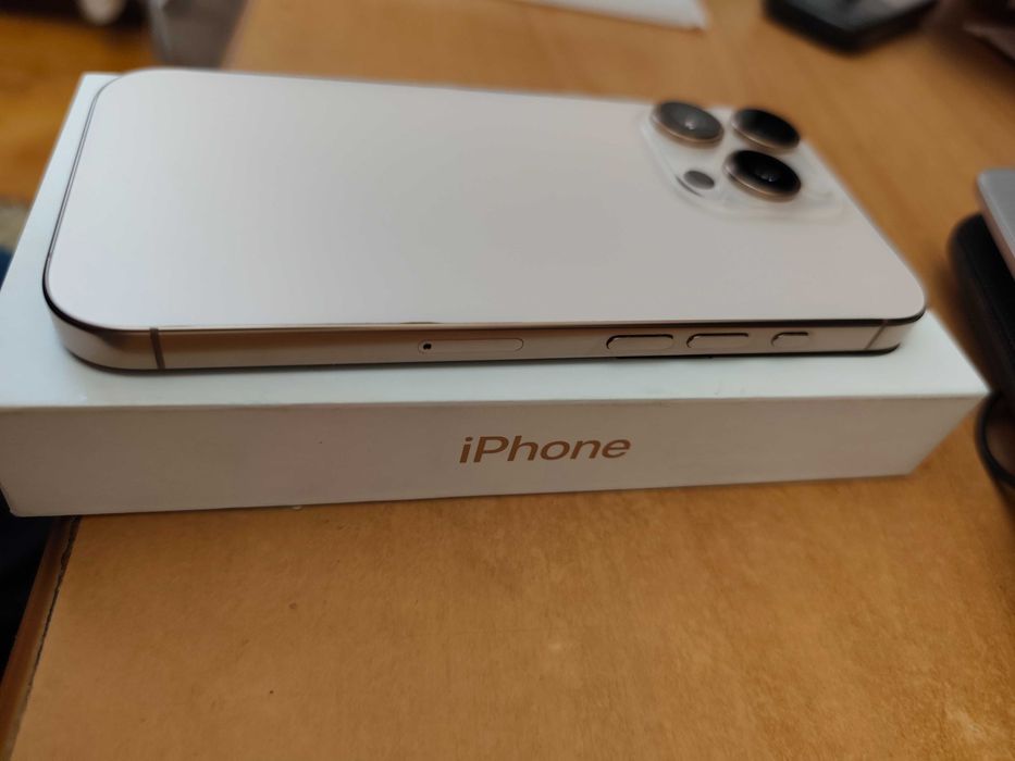 Apple Iphone 16 Pro 256GB Desert Sim