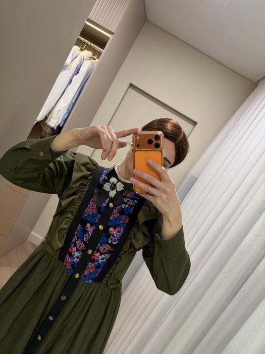 Дизайнерское платье kirpi