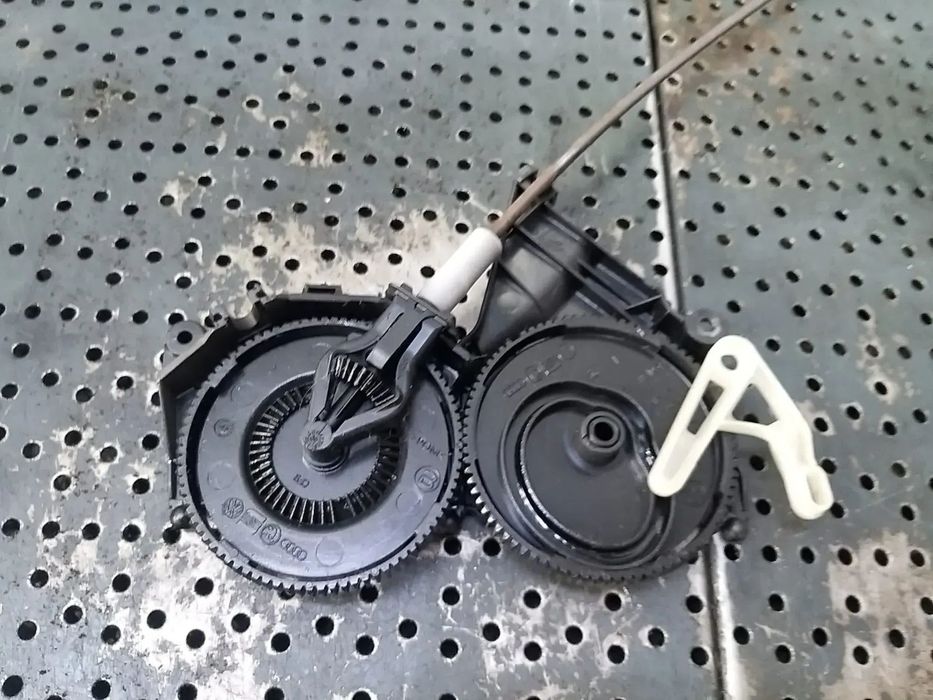 Mecanism actionare clapeta aer skoda fabia 2 6q0819938 6q0819133 8z0819133