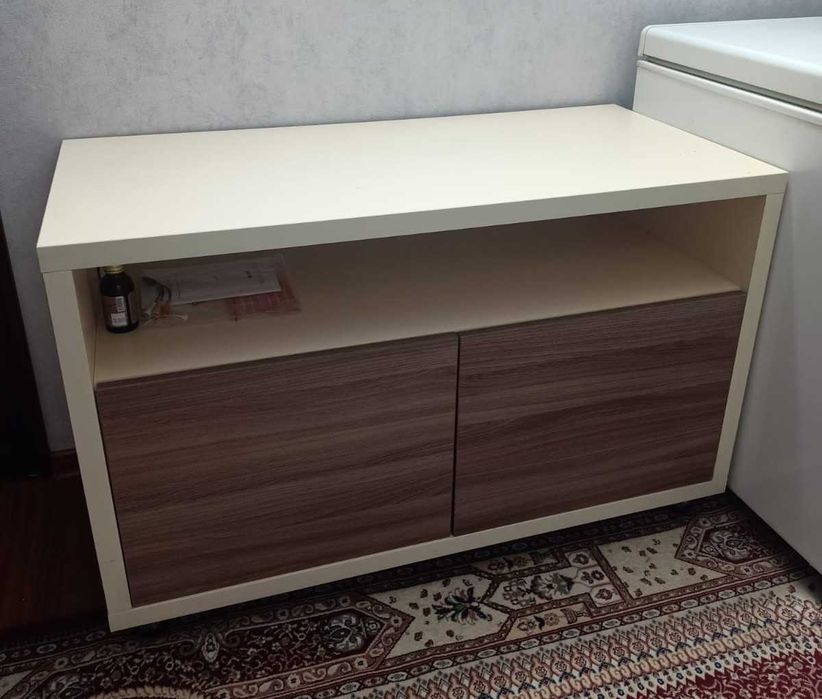 Тумба  под    ТВ