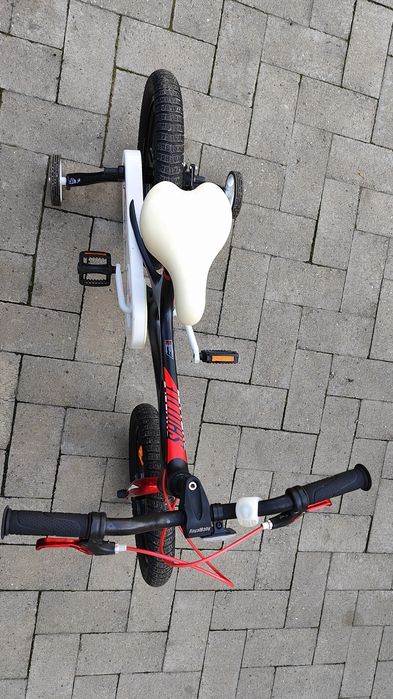 Vând bicicleta copii Royale Baby 16 inchi cadru și roti magneziu