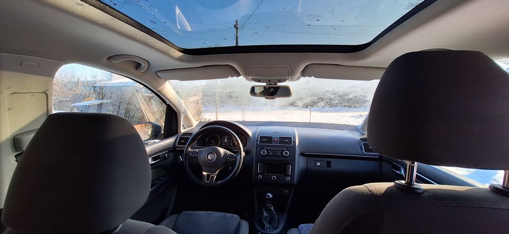 Volkswagen Touran 2011 2.0TDI 140 cp
