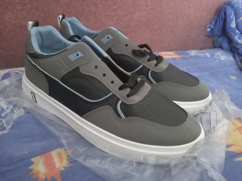 Новые кроссовки 47 размер