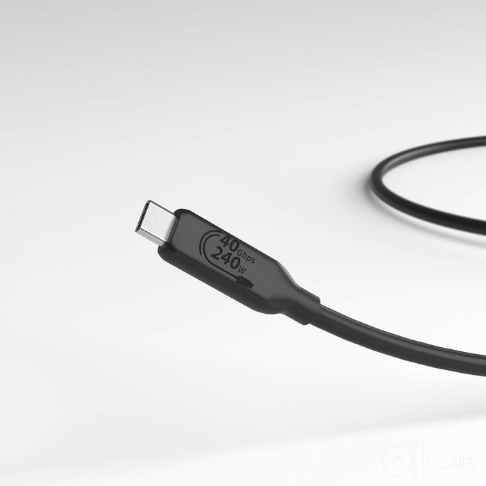 Кабель Amazon Basics USB-C to USB-C 4 Thunderbolt 4 240W 40Gbps 0.9м