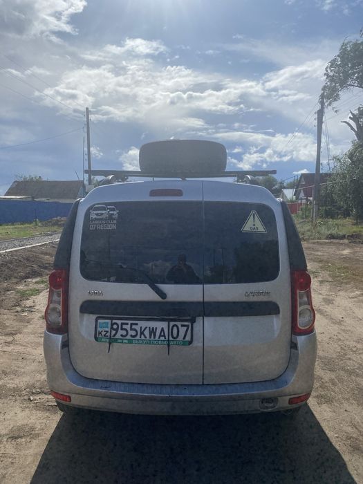 Продам лада ларгус.