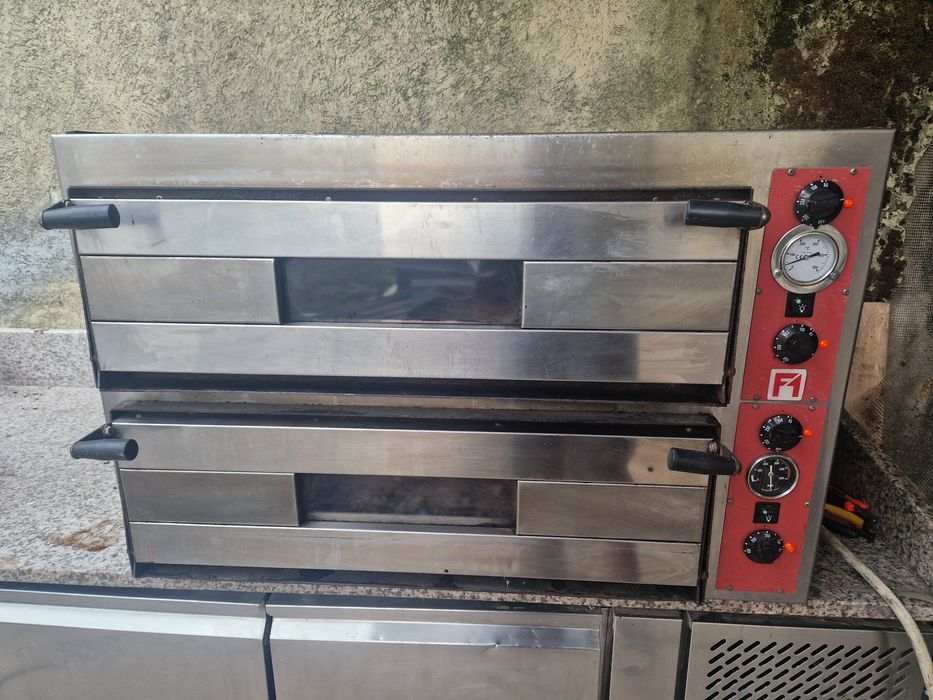 Cuptor pizza 44,.Cuptor Rational 6 tavi, pe gaz, cu meniu