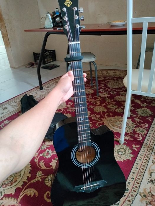 Гитара сатылады!!