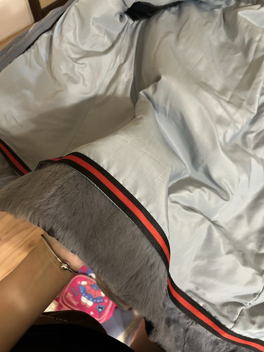 Срочно парка Оригинал за 18 000