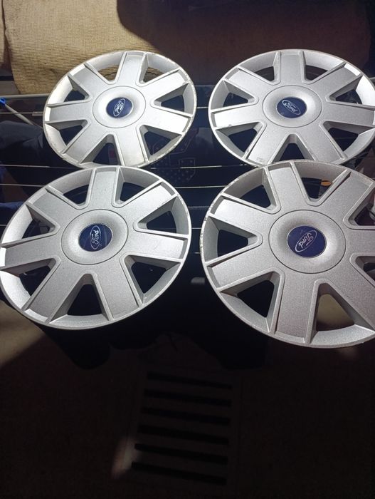 Продам колпаки на 13