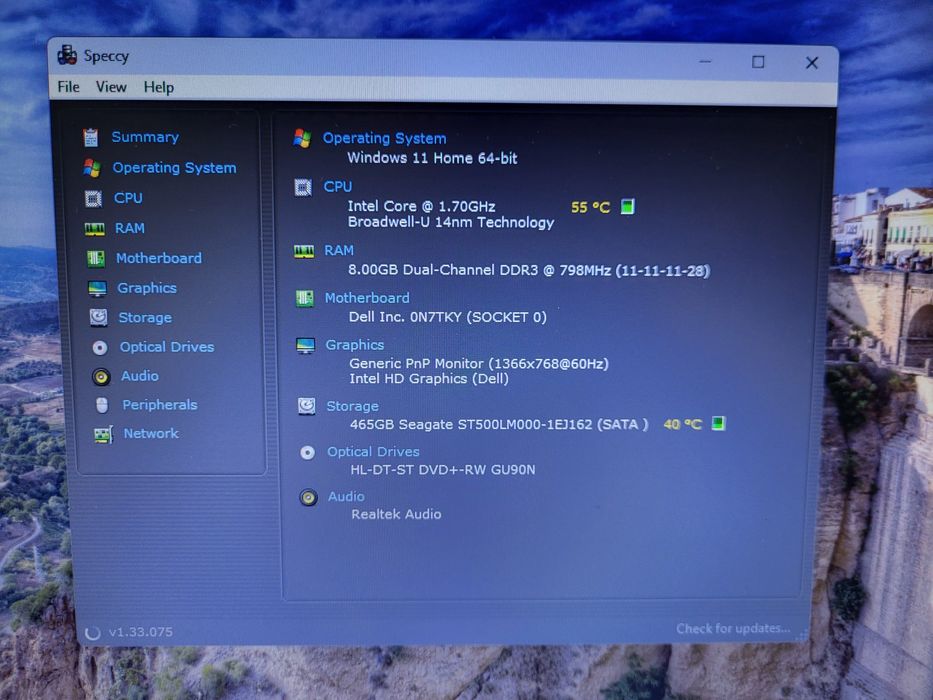 DELL 15.6" Inspiron 15 Intel Celeron 3215U 1.7Ghz 8GB DDR3L 500GB SSHD