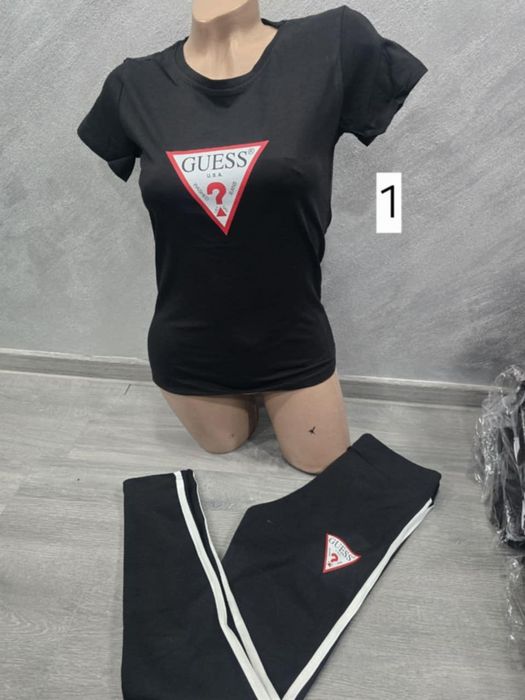 Compleu dama : tricou+ colanti