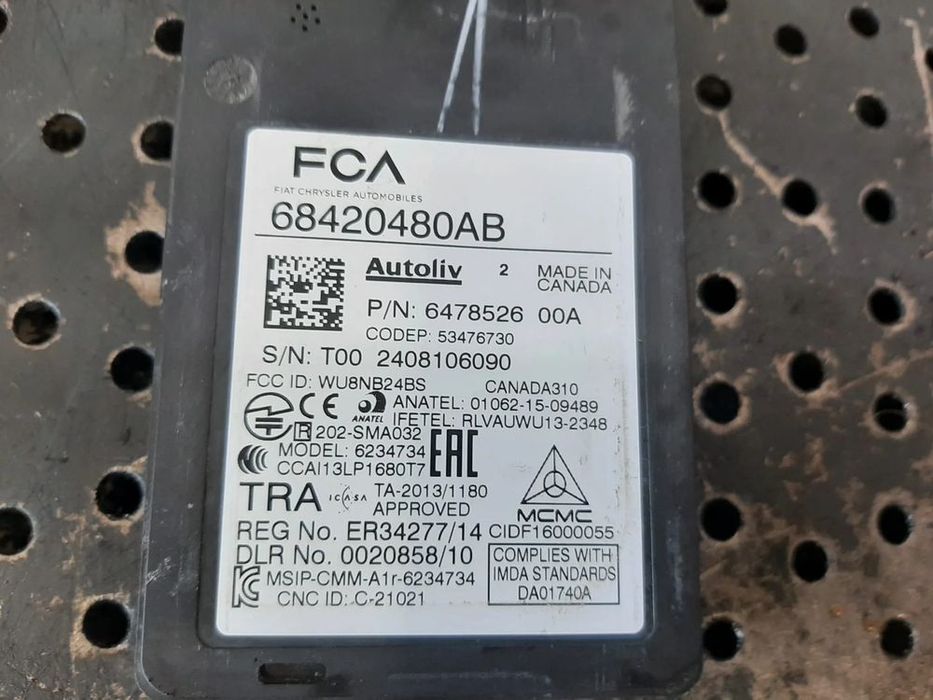 Senzor radar unghi mort jeep compass 2 68420480ab 6478526