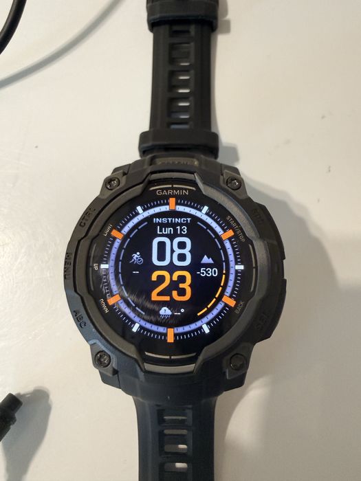 Ceas smart garmin instict 3