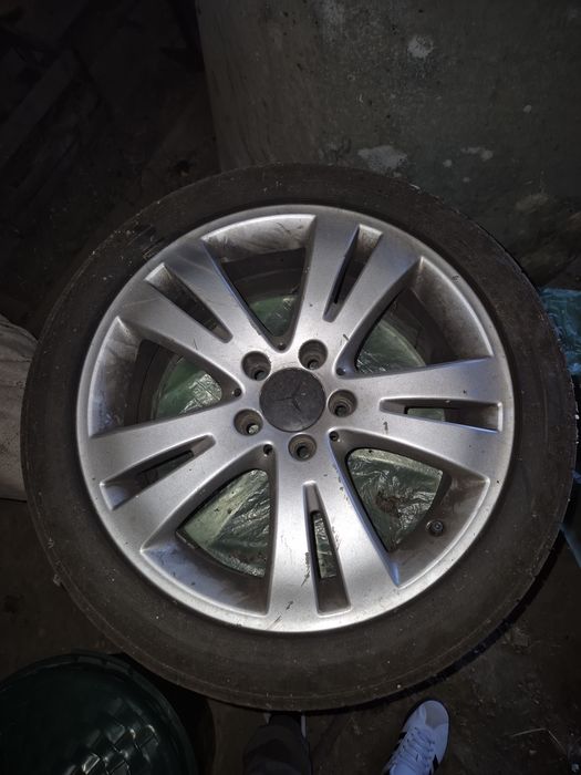 Vând Jante Mercedes 17"