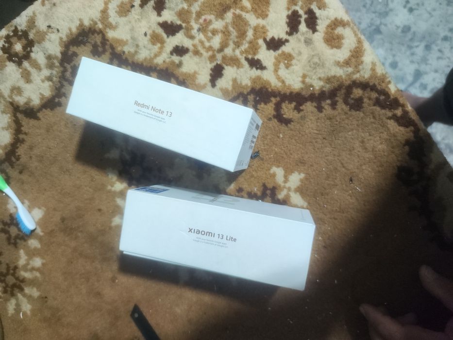 Redmi note 13 va Xiaomi 13 lite Karobkalari