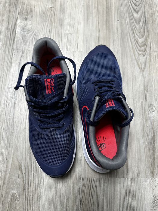 Кроссовки nike оригинал 37,5