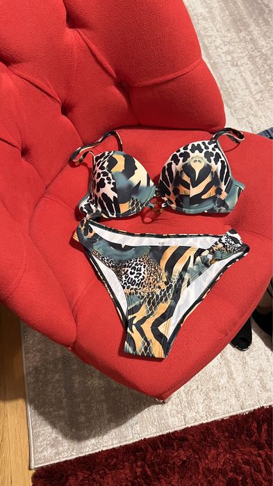 Costum de baie exotic