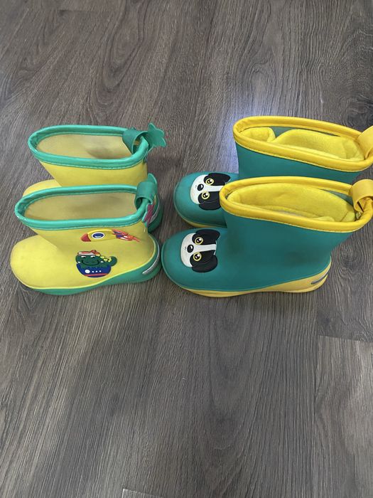 Продам резиновые сапоги