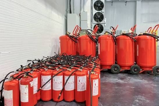 Огнетушители  пожарные шиты