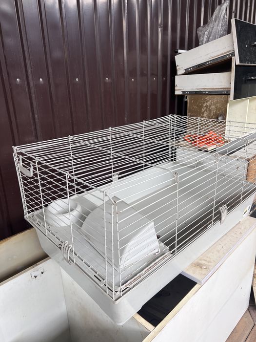 Продам клетку в хорошем состоянии