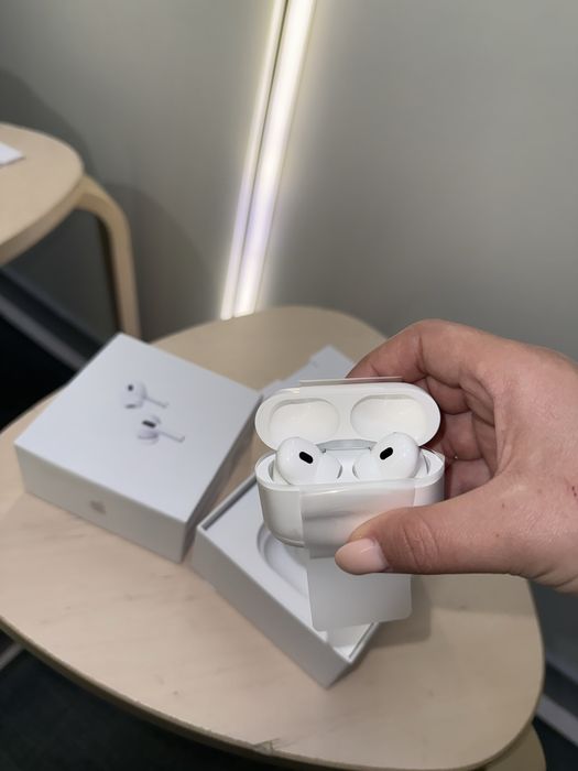 Apple AirPods Pro 2