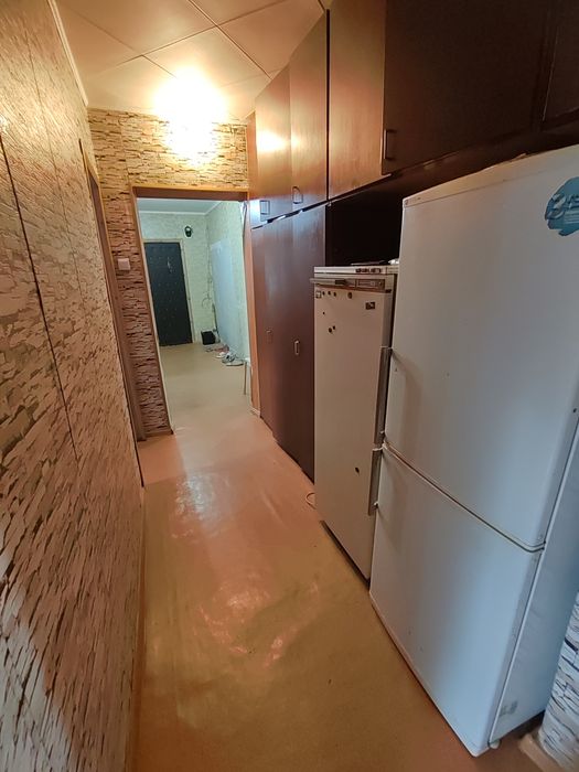 Продается 3-комн (7-30, 1 эт)