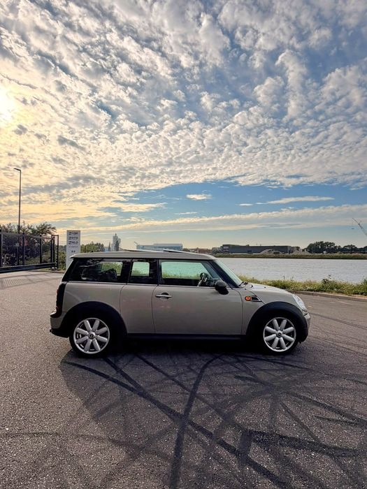 Vind MiniCooper  ClubMan fabricatie 2010