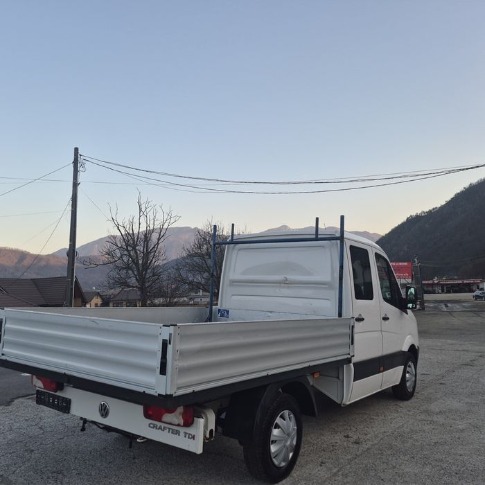 Vand vw crafter 2.0 tdi 6+1 trepte  7 locuri.140 cp.top